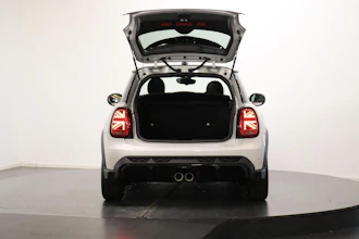https://vehicle.imgix.net/4387658/bdff33d7-72da-4256-b587-8d783383b0a4.JPG