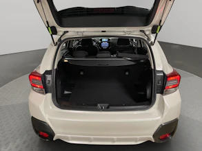 https://vehicle.imgix.net/4387698/0bfc4a61-d5cd-4fc2-8879-cba927a93e09.jpg
