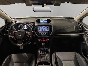 https://vehicle.imgix.net/4387698/a762b983-8bca-468b-b1f4-25fc1674d64b.jpg