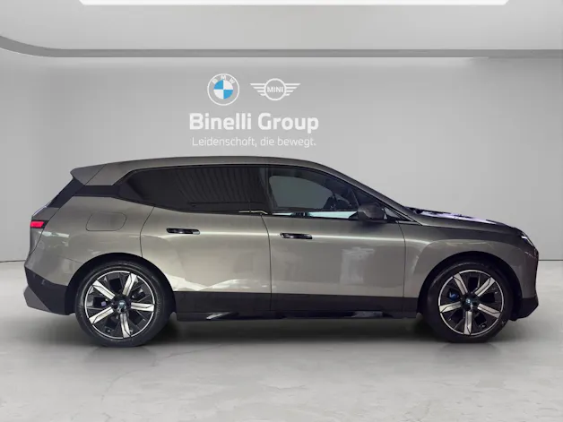 BMW iX xDrive50 SportPaket