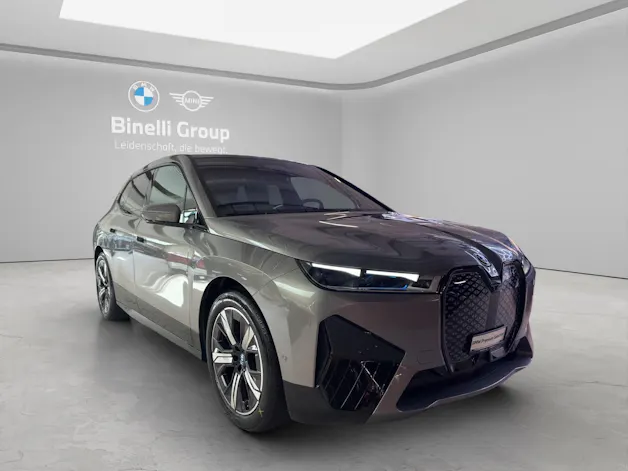 BMW iX xDrive50 SportPaket
