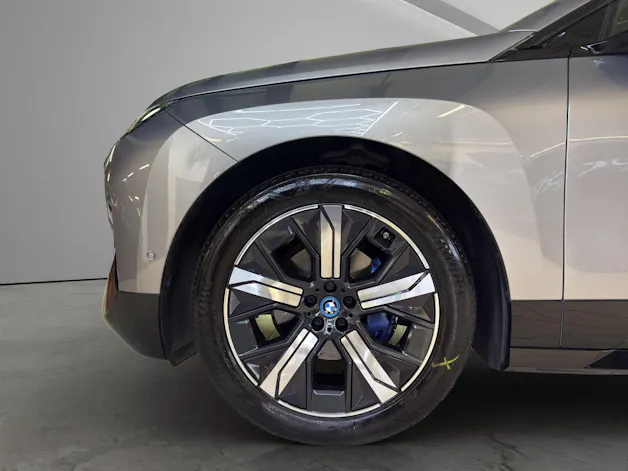 BMW iX xDrive50 SportPaket