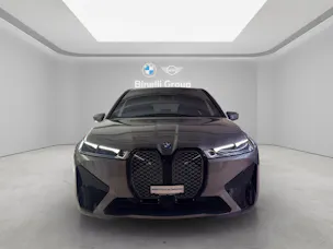 BMW iX xDrive50 SportPaket
