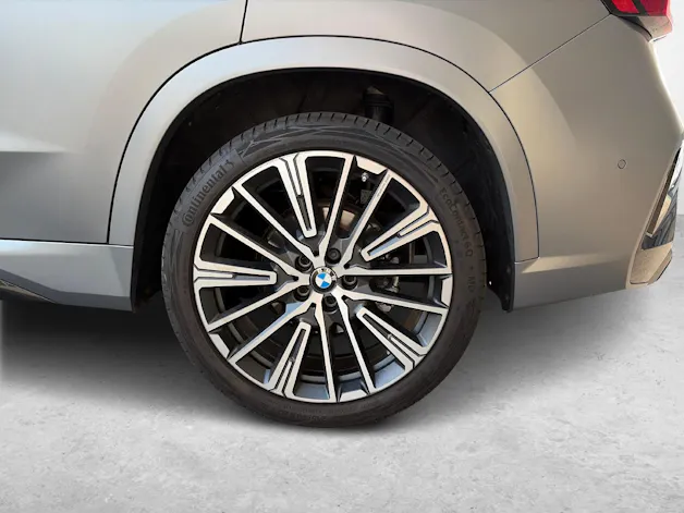BMW X1 xDrive 23i