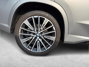 https://vehicle.imgix.net/4387730/f31a32af-ad48-43e2-a3b3-2cf8be738794.jpg
