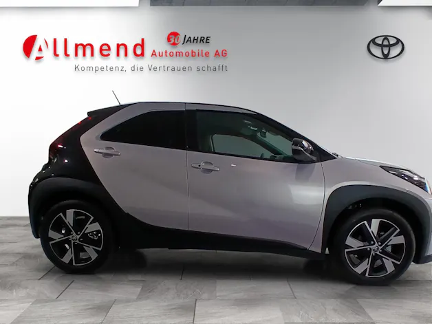 Toyota Aygo X 1.5 VVT-i HSD Trend
