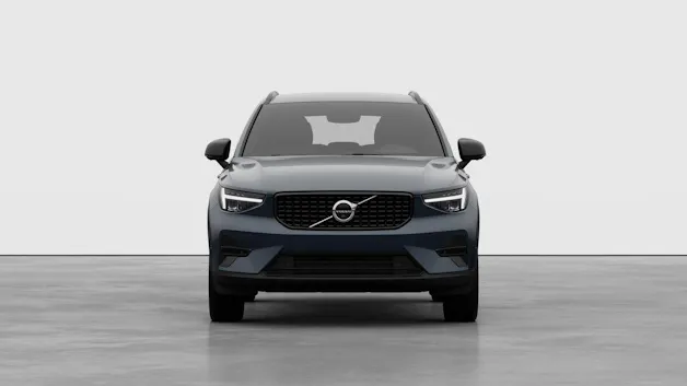 Volvo XC40 2.0 B3 MH Plus Dark
