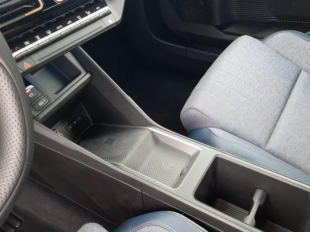 Renault R4 E-Tech Comfort Range techno