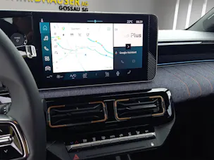 Renault R4 E-Tech Comfort Range techno