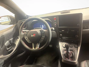 https://vehicle.imgix.net/4387787/9ef18341-9e75-4b74-81a3-da4c191cdc1e.jpg