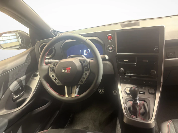 Fahrzeugbild TOYOTA GR YARIS
