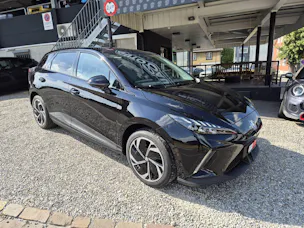 MG 4 64kWh Premium