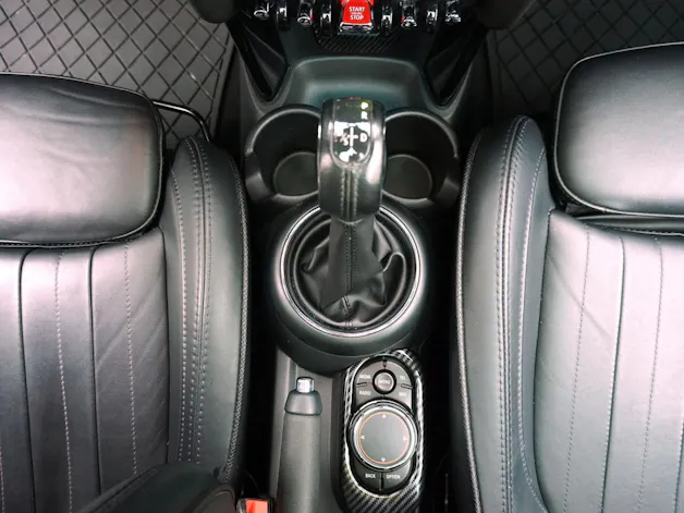 Mini F56 2.0i Cooper S