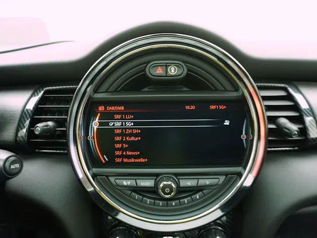 Mini F56 2.0i Cooper S