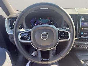Volvo XC60 2.0 B5 MH R-Design AWD .