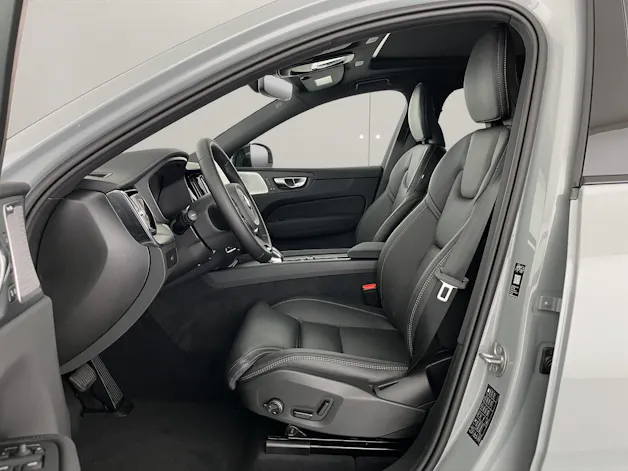 Volvo XC60 2.0 B5 MH Black Edition AWD