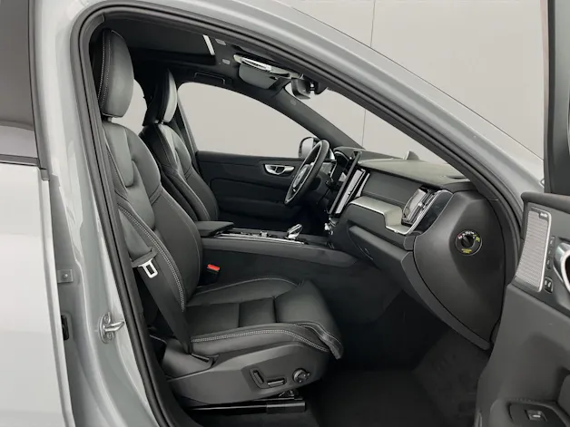Volvo XC60 2.0 B5 MH Black Edition AWD