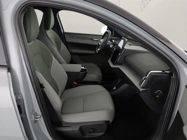 Volvo EX30 CC E60 Twin Performance AWD