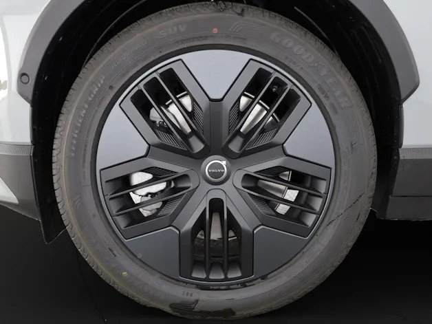 Volvo EX30 CC E60 Twin Performance AWD