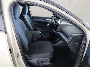 Volvo EX30 CC E60 Twin Performance AWD