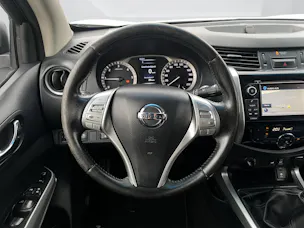 Nissan Navara 2.3 dCi Double Cab N-Connecta MT