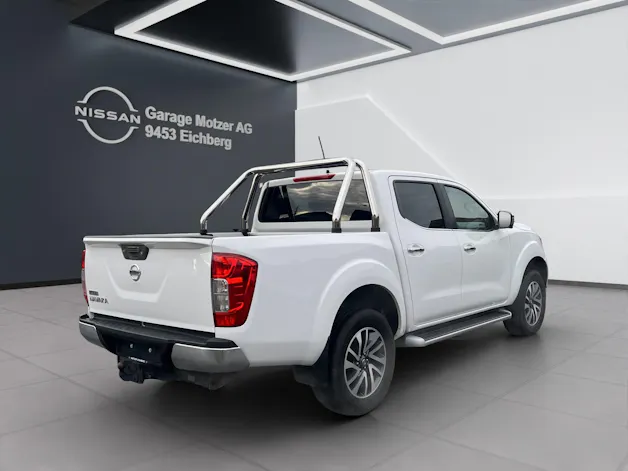 Nissan Navara 2.3 dCi Double Cab N-Connecta MT