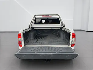 Nissan Navara 2.3 dCi Double Cab N-Connecta MT