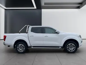 Nissan Navara 2.3 dCi Double Cab N-Connecta MT
