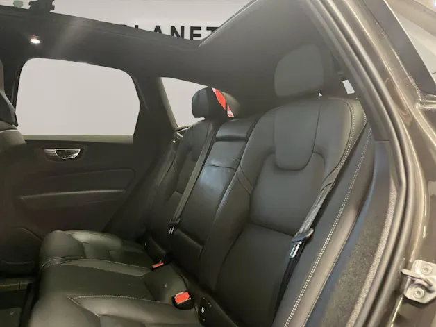 Volvo XC60 2.0 T8 TE R-Design eAWD