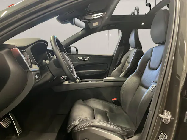 Volvo XC60 2.0 T8 TE R-Design eAWD