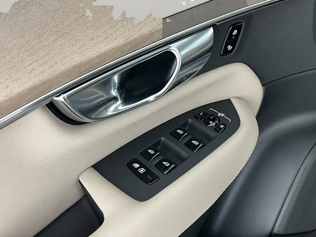 Volvo XC90 2.0 T8 TE Ultra Dark eAWD