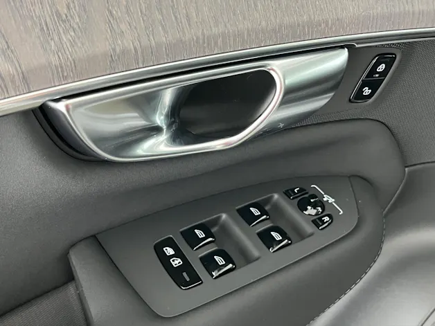 Volvo XC90 2.0 T8 TE Ultra Dark eAWD