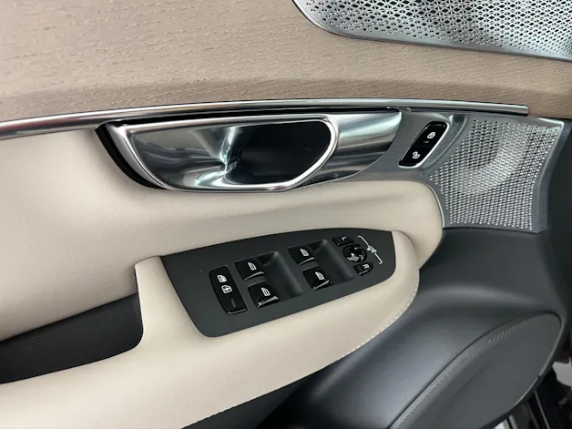 Volvo XC90 2.0 T8 TE Ultra Dark eAWD