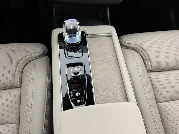 Volvo XC90 2.0 T8 TE Ultra Dark eAWD