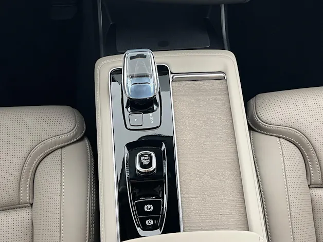 Volvo XC90 2.0 T8 TE Ultra Dark eAWD