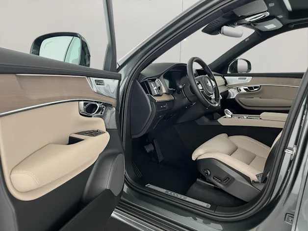 Volvo XC90 2.0 T8 TE Ultra Dark eAWD