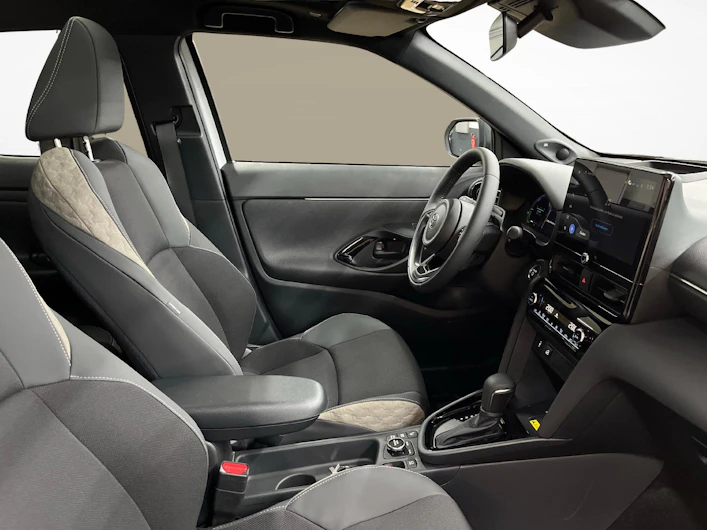 Fahrzeugbild TOYOTA YARIS CROSS