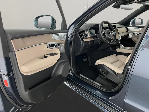 Volvo XC90 2.0 T8 TE Ultra Bright eAWD