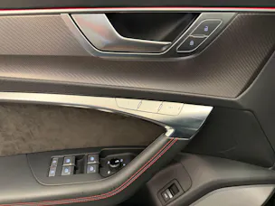 Audi RS6 Avant 4.0 V8 TFSI quattro T-Tronic