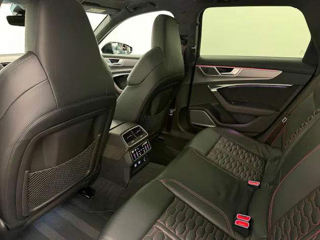 Audi RS6 Avant 4.0 V8 TFSI quattro T-Tronic