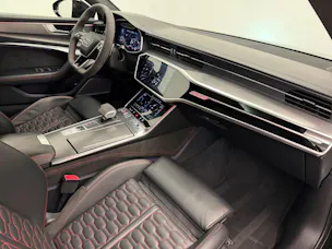 Audi RS6 Avant 4.0 V8 TFSI quattro T-Tronic