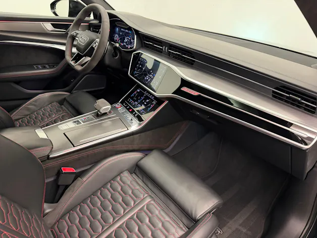 Audi RS6 Avant 4.0 V8 TFSI quattro T-Tronic
