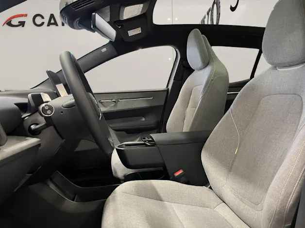 Volvo EX30 Twin Ultra Performance