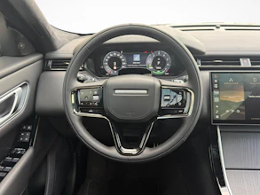 https://vehicle.imgix.net/4387973/3b242a07-7d60-4fdc-9ae5-33e203dc95c0.jpg