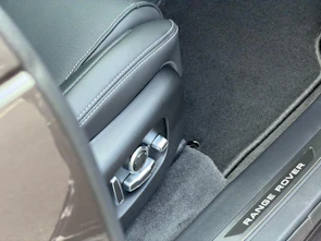 Fahrzeugbild LAND ROVER Range Rover Velar 2.0 P400e Autobiography
