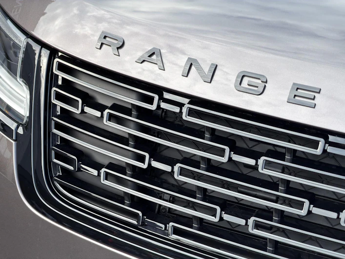 Fahrzeugbild LAND ROVER RANGE ROVER VELAR