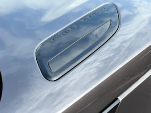 Fahrzeugbild LAND ROVER Range Rover Velar 2.0 P400e Autobiography