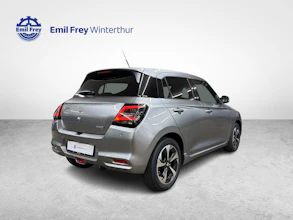 https://vehicle.imgix.net/4387978/80142202-a0f6-4781-91a3-6ad21321bc85.jpg