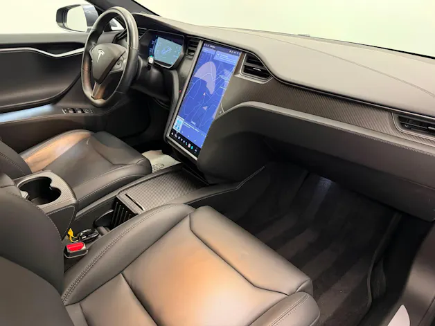 Tesla Model S 75 D