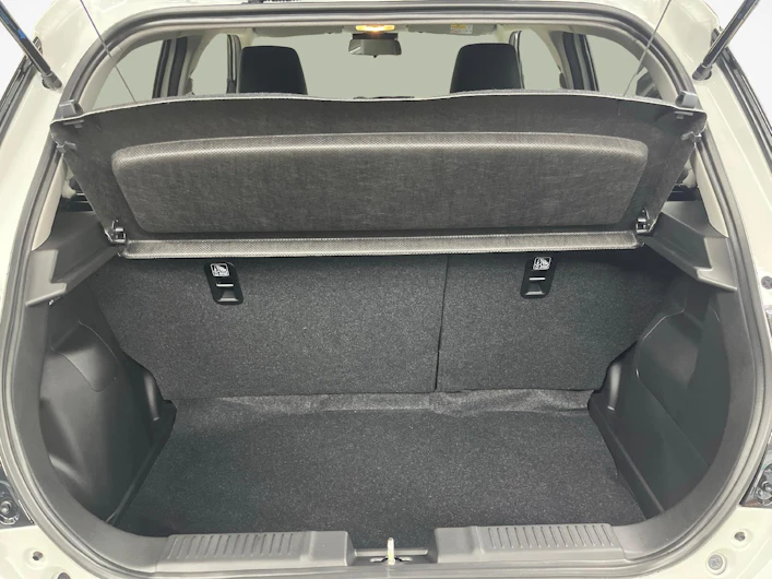 Fahrzeugbild SUZUKI SWIFT